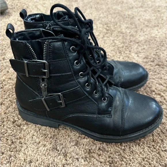Madden girl combat boots - Picture 2 of 3